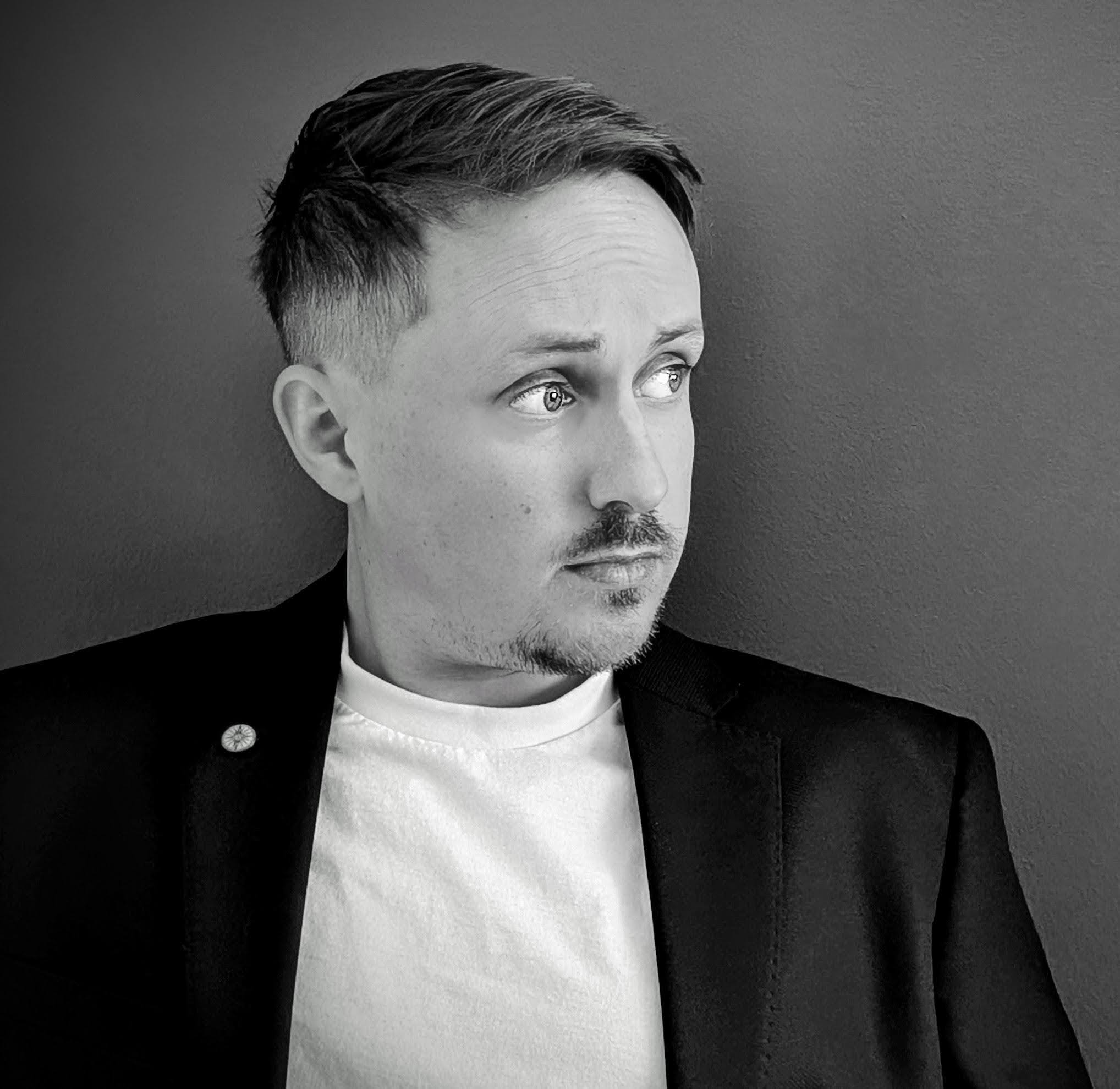 Portrait of Steve Hawley
